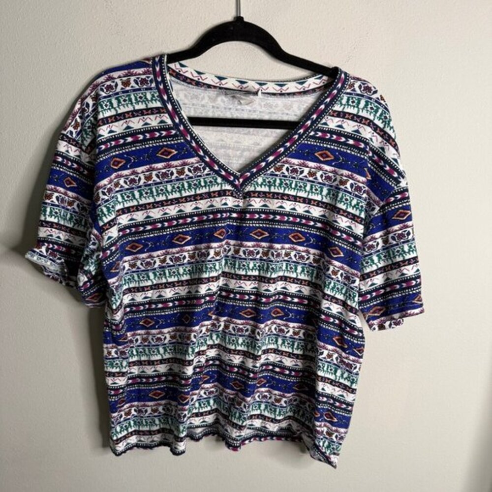 Star Cody Women's Blue Red Vintage V Neck Stripped Printed Shirt Casual Design